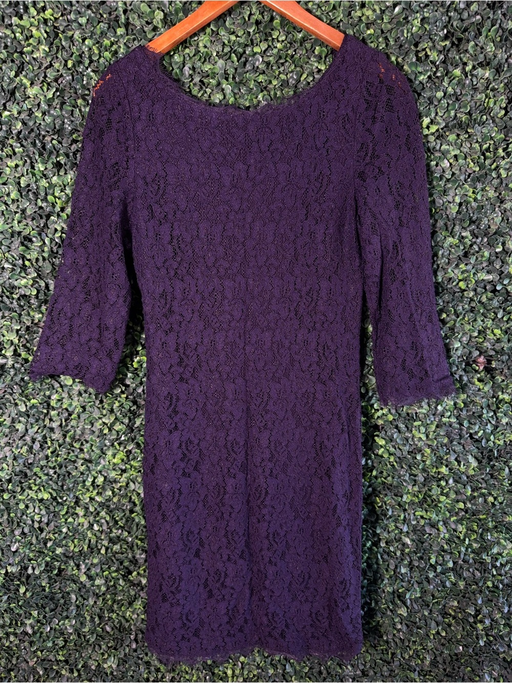 Babaton Rafael‎ Lace Sheath Dress Purple 3/4 Sleeve Mini Dress Size 8 - Picture 2 of 6
